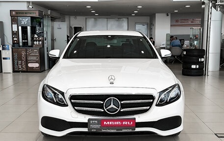 Mercedes-Benz E-Класс, 2018 год, 2 399 000 рублей, 2 фотография