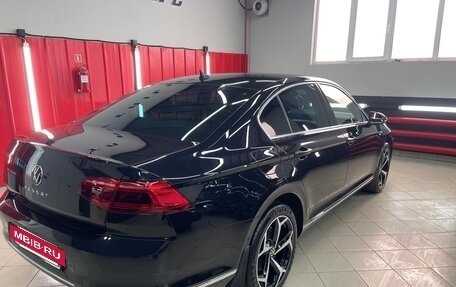 Volkswagen Passat B8 рестайлинг, 2021 год, 2 950 000 рублей, 5 фотография