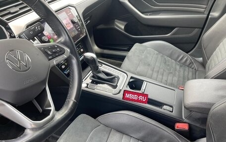Volkswagen Passat B8 рестайлинг, 2021 год, 2 950 000 рублей, 7 фотография