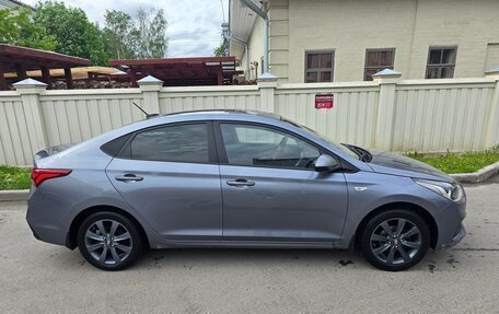 Hyundai Solaris II рестайлинг, 2017 год, 1 220 000 рублей, 5 фотография
