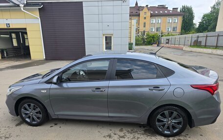 Hyundai Solaris II рестайлинг, 2017 год, 1 220 000 рублей, 3 фотография