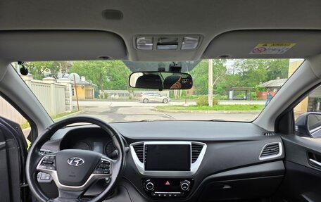 Hyundai Solaris II рестайлинг, 2017 год, 1 220 000 рублей, 9 фотография