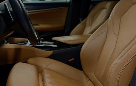 BMW 5 серия, 2021 год, 7 000 000 рублей, 11 фотография