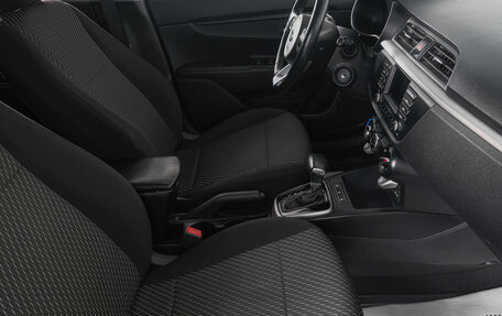 KIA Rio IV, 2018 год, 1 399 000 рублей, 10 фотография