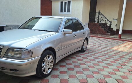 Mercedes-Benz C-Класс, 1996 год, 630 000 рублей, 2 фотография