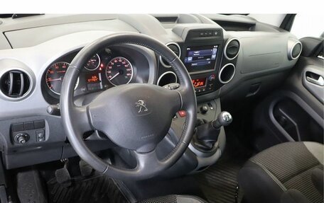 Peugeot Partner II рестайлинг 2, 2017 год, 1 415 000 рублей, 6 фотография
