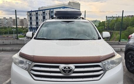 Toyota Highlander III, 2012 год, 2 000 000 рублей, 2 фотография