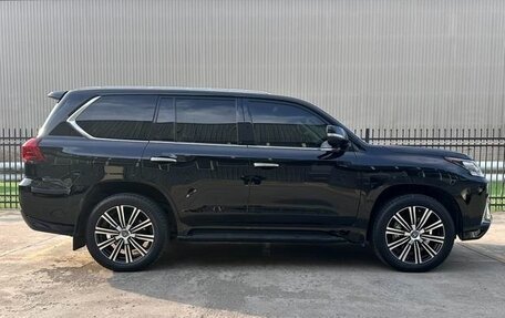 Lexus LX III, 2022 год, 15 000 000 рублей, 7 фотография