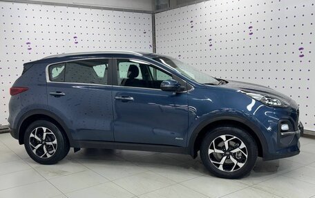 KIA Sportage IV рестайлинг, 2021 год, 2 400 000 рублей, 8 фотография