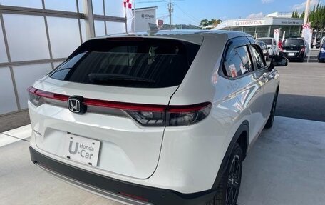 Honda Vezel, 2022 год, 1 626 000 рублей, 5 фотография