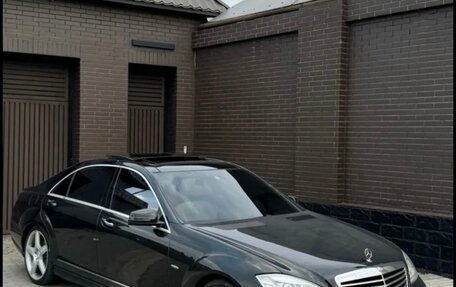 Mercedes-Benz S-Класс, 2013 год, 2 000 000 рублей, 3 фотография