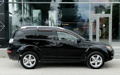 Mitsubishi Outlander III рестайлинг 3, 2007 год, 1 250 000 рублей, 4 фотография