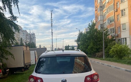 Volkswagen Tiguan I, 2009 год, 870 000 рублей, 2 фотография
