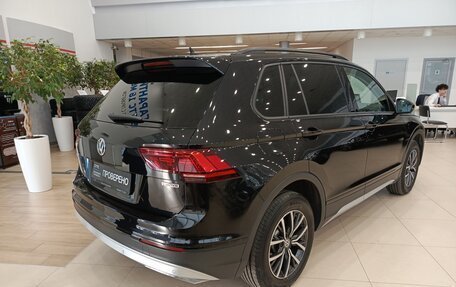 Volkswagen Tiguan II, 2019 год, 2 050 000 рублей, 5 фотография