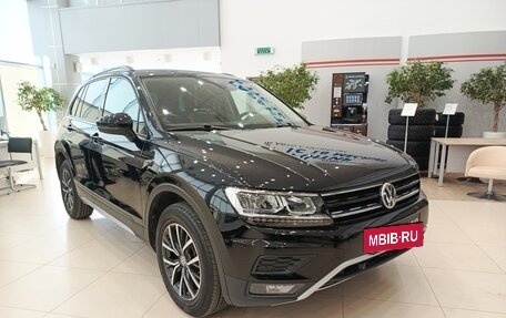 Volkswagen Tiguan II, 2019 год, 2 050 000 рублей, 3 фотография