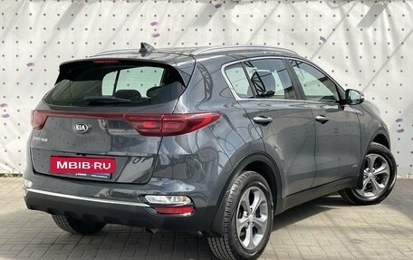 KIA Sportage IV рестайлинг, 2020 год, 1 790 000 рублей, 4 фотография