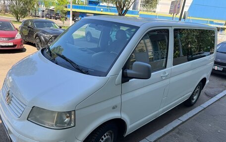 Volkswagen Transporter T5 рестайлинг, 2005 год, 1 200 000 рублей, 2 фотография
