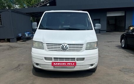Volkswagen Transporter T5 рестайлинг, 2005 год, 1 200 000 рублей, 3 фотография