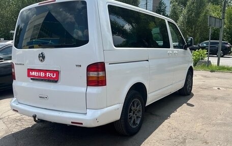Volkswagen Transporter T5 рестайлинг, 2005 год, 1 200 000 рублей, 5 фотография