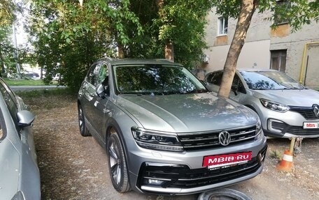 Volkswagen Tiguan II, 2019 год, 2 900 000 рублей, 2 фотография
