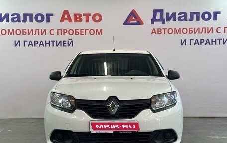 Renault Logan II, 2017 год, 649 000 рублей, 2 фотография