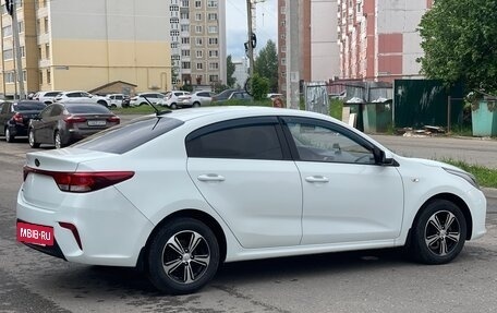 KIA Rio IV, 2017 год, 1 139 000 рублей, 3 фотография