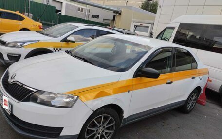 Skoda Rapid I, 2015 год, 535 000 рублей, 3 фотография