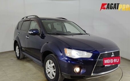 Mitsubishi Outlander III рестайлинг 3, 2011 год, 1 025 400 рублей, 3 фотография