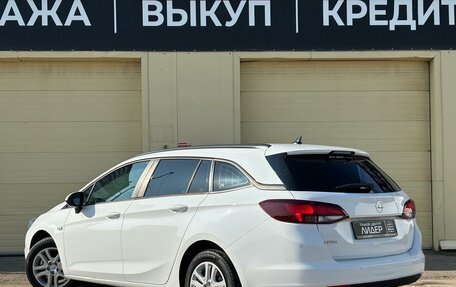 Opel Astra K, 2019 год, 1 350 000 рублей, 4 фотография