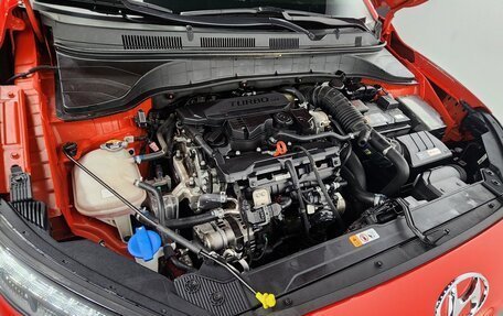 Hyundai Kona I, 2022 год, 1 799 334 рублей, 6 фотография