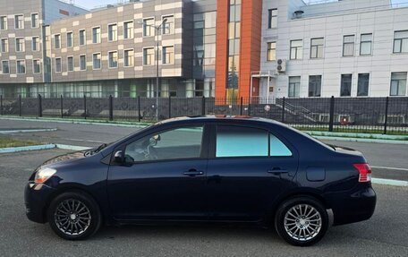Toyota Yaris III рестайлинг, 2006 год, 750 000 рублей, 3 фотография