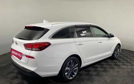 Hyundai i30 III, 2022 год, 2 140 000 рублей, 5 фотография