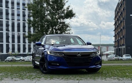 Honda Accord IX рестайлинг, 2018 год, 1 900 000 рублей, 1 фотография