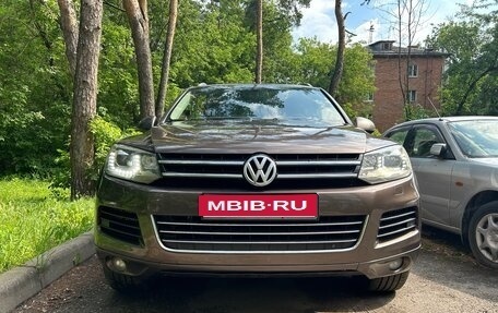 Volkswagen Touareg III, 2011 год, 2 190 000 рублей, 1 фотография