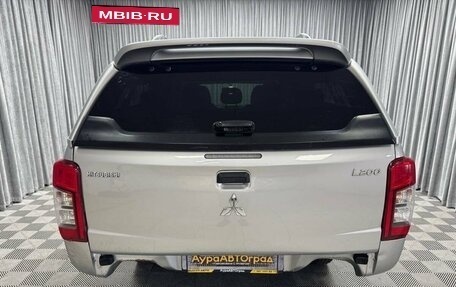 Mitsubishi L200 IV рестайлинг, 2019 год, 1 870 000 рублей, 10 фотография