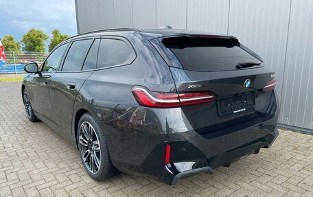 BMW 5 серия, 2024 год, 7 940 000 рублей, 4 фотография
