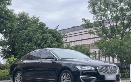 Lincoln MKZ II рестайлинг, 2020 год, 2 500 000 рублей, 4 фотография