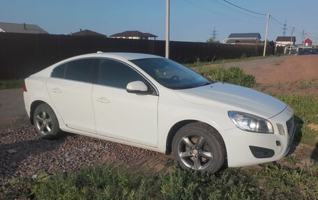 Volvo S60 III, 2013 год, 850 000 рублей, 2 фотография