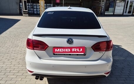 Volkswagen Jetta VI, 2014 год, 1 380 000 рублей, 4 фотография