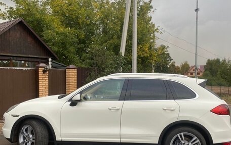 Porsche Cayenne III, 2011 год, 2 900 000 рублей, 2 фотография