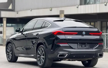 BMW X6, 2022 год, 5 570 080 рублей, 2 фотография