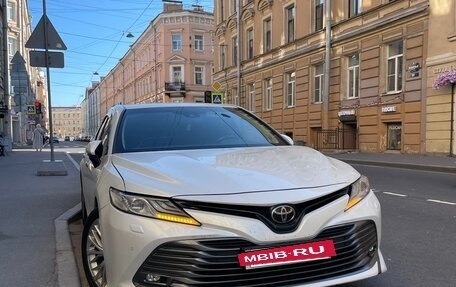 Toyota Camry, 2019 год, 2 770 000 рублей, 3 фотография