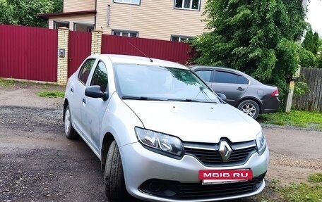 Renault Logan II, 2016 год, 650 000 рублей, 3 фотография