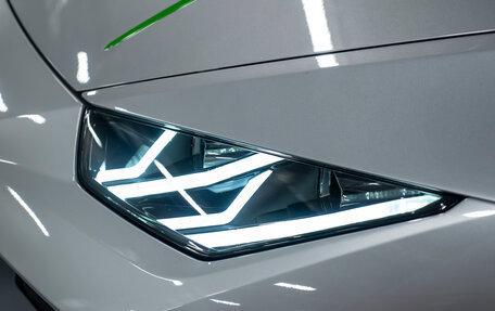 Lamborghini Huracán, 2021 год, 28 590 000 рублей, 8 фотография