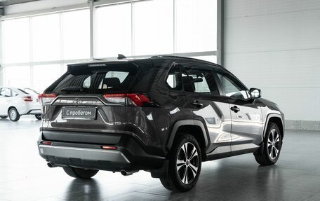 Toyota RAV4, 2020 год, 3 045 000 рублей, 2 фотография