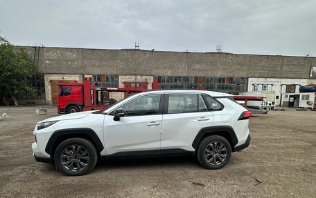 Toyota RAV4, 2025 год, 3 850 000 рублей, 2 фотография