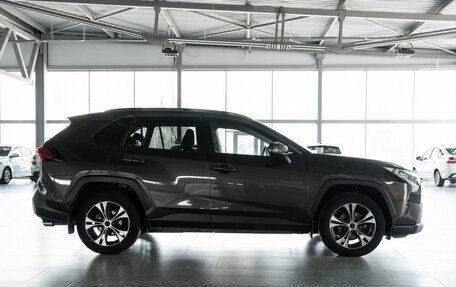 Toyota RAV4, 2020 год, 3 045 000 рублей, 5 фотография