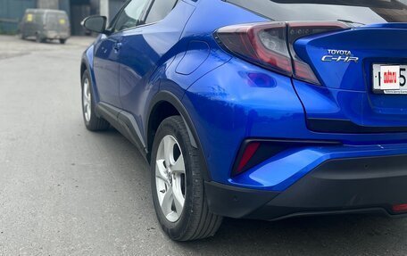 Toyota C-HR I рестайлинг, 2018 год, 2 550 000 рублей, 5 фотография