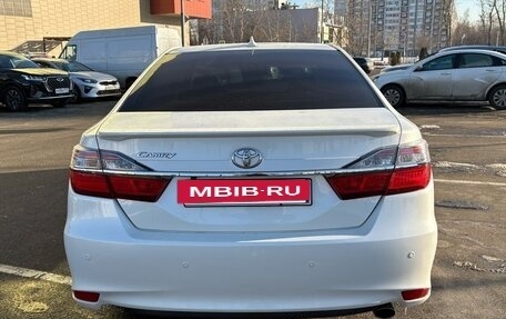 Toyota Camry, 2017 год, 2 770 000 рублей, 6 фотография