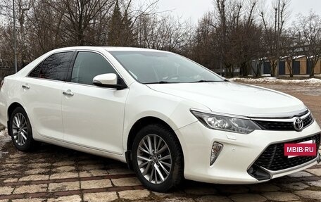 Toyota Camry, 2017 год, 2 770 000 рублей, 5 фотография